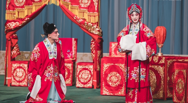 著名京劇表演藝術家李勝素、于魁智領銜主演 梅派經典大戲《鳳還巢》在通上演
